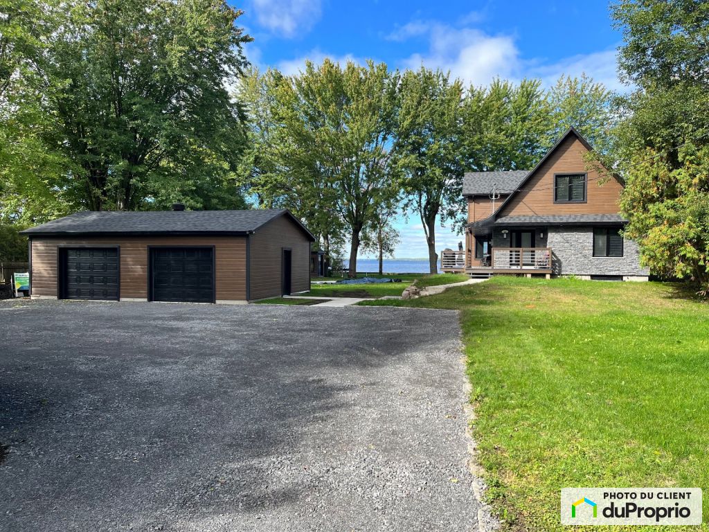 Maisons à vendre, Oka