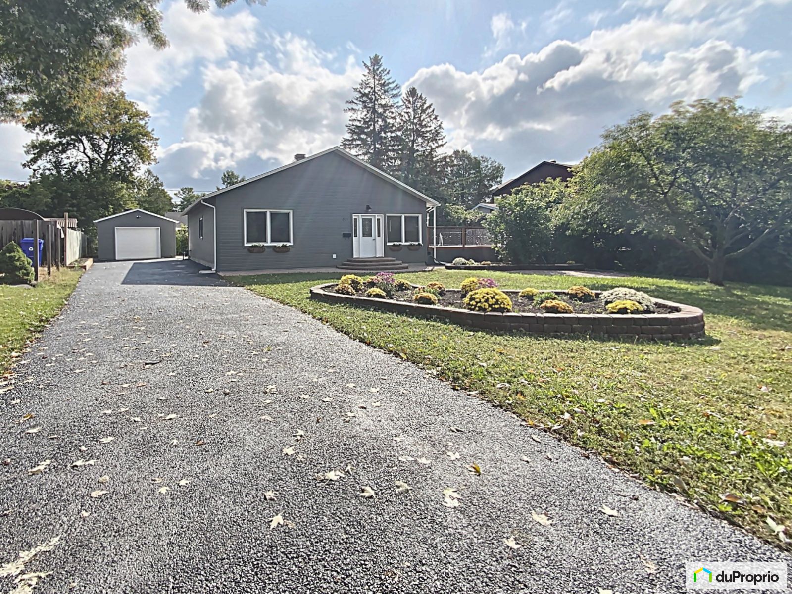 Bungalow for sale Gatineau (Aylmer) 3 bedrooms 1 bathroom 1019282