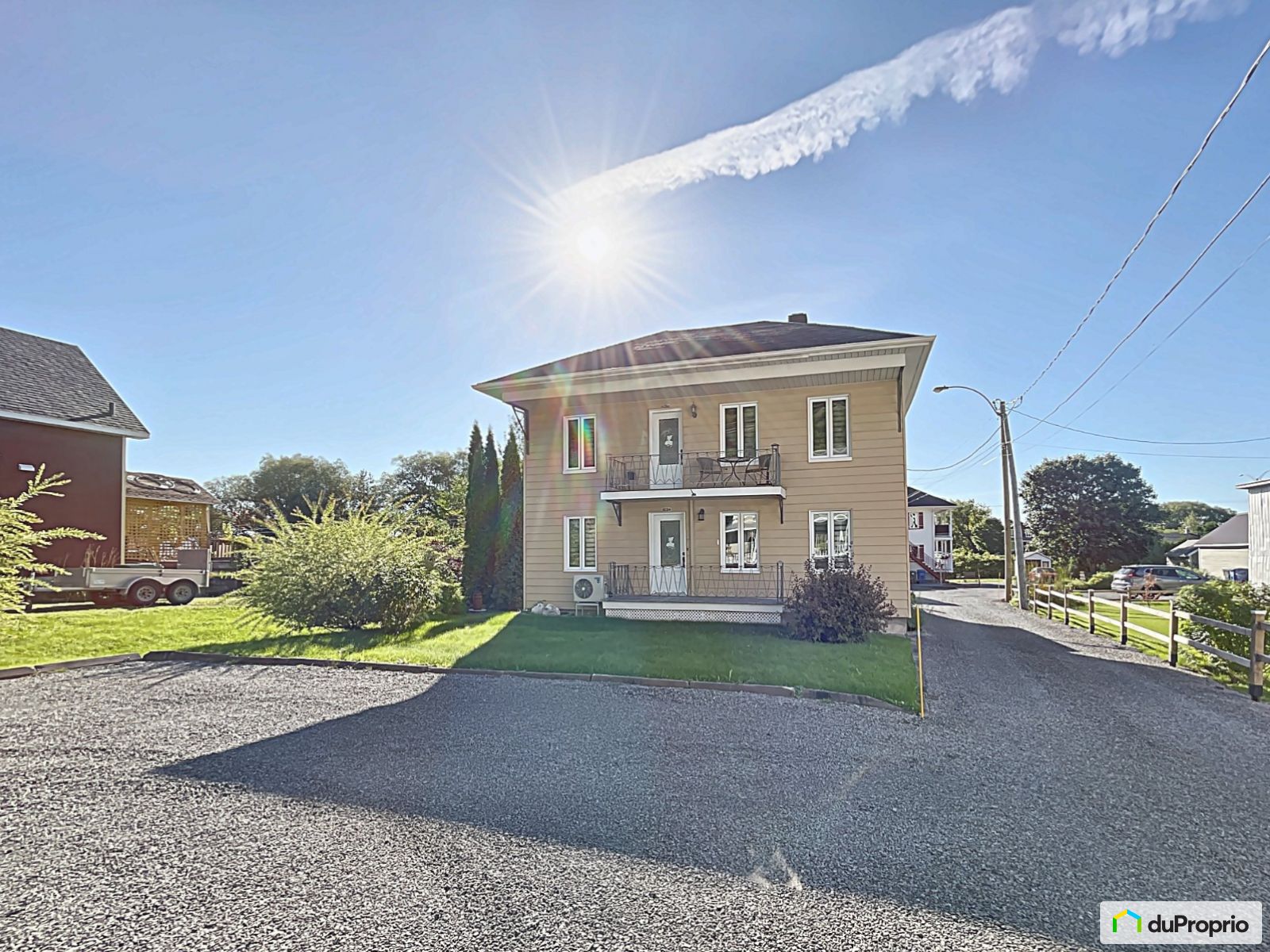 Duplex à vendre ChâteauRicher 6 chambres 2 salles de bain 1019525