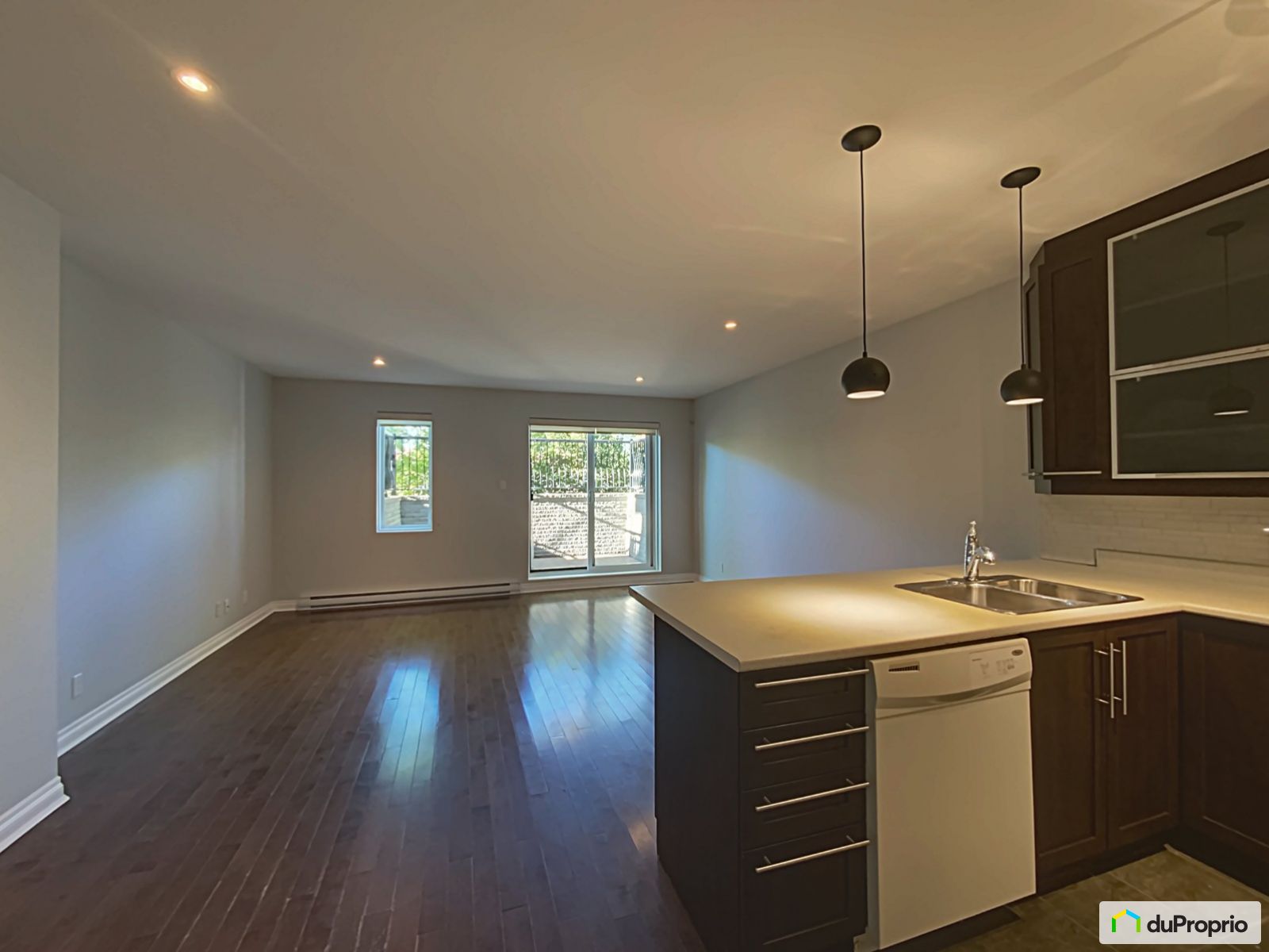 Condo à vendre VilleMarie (CentreVille et VieuxMontréal) 1020314