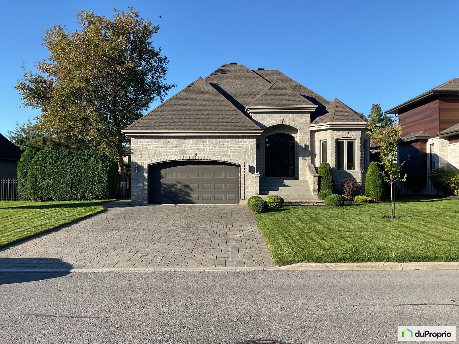 Bungalow à vendre L'Assomption 4 chambres 2 salles de bain 1021145