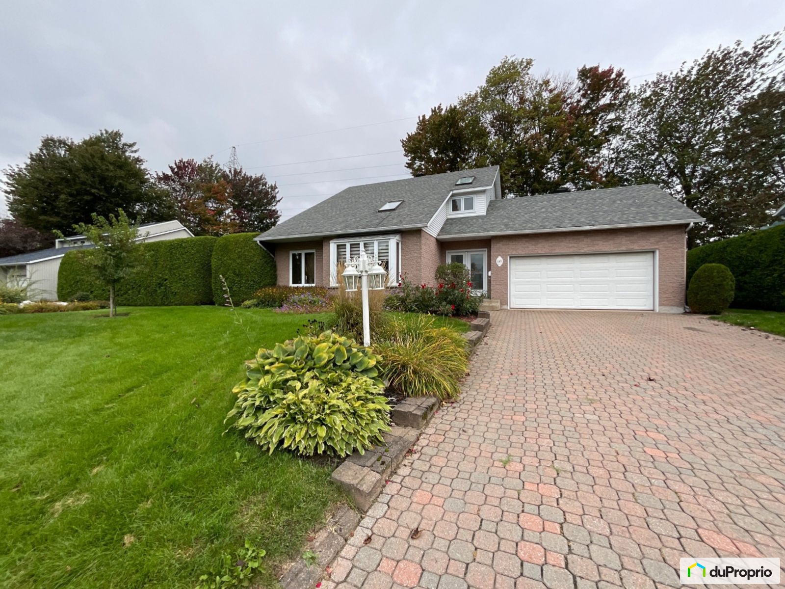 Maison 2 étages à vendre Victoriaville 3 chambres 3 salles de bain 1022163