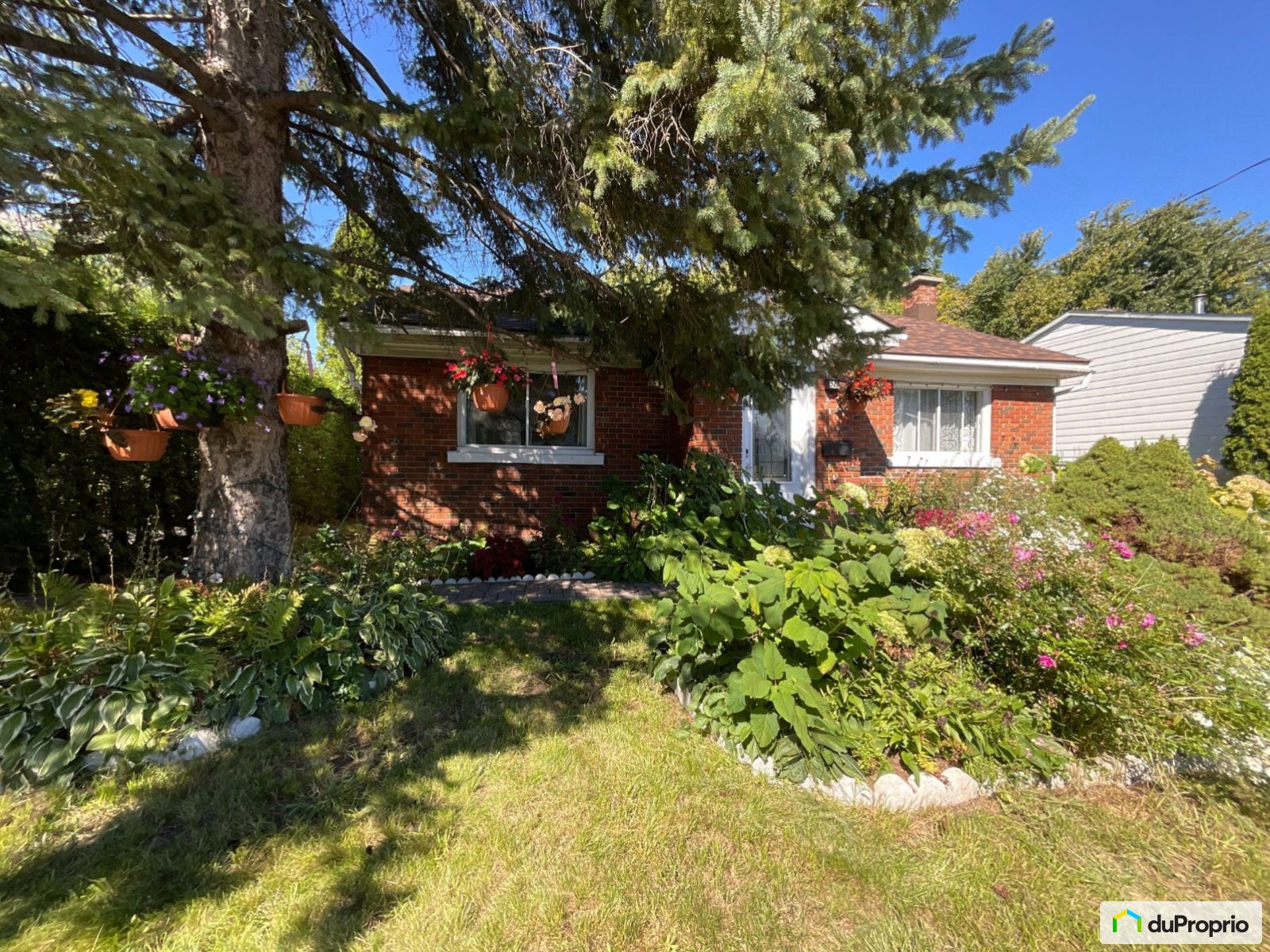 Bungalow for sale Longueuil (StHubert) 2 bedrooms 1 bathroom 1022681