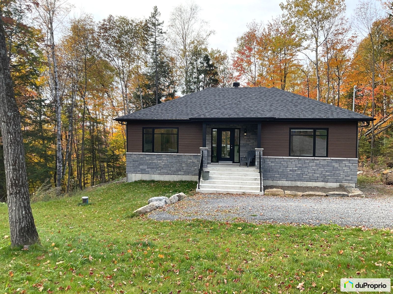 Bungalow à vendre StHippolyte 2 chambres 1 salle de bain 1022559