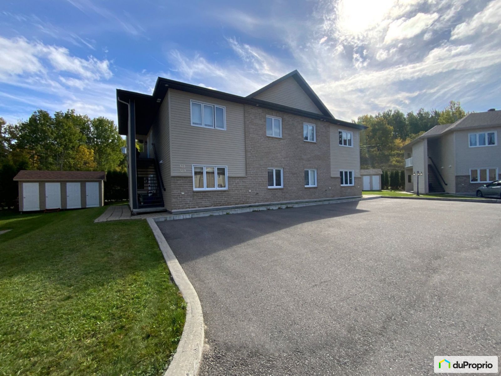 condominium-for-sale-chicoutimi-chicoutimi-3-bedrooms-1023062