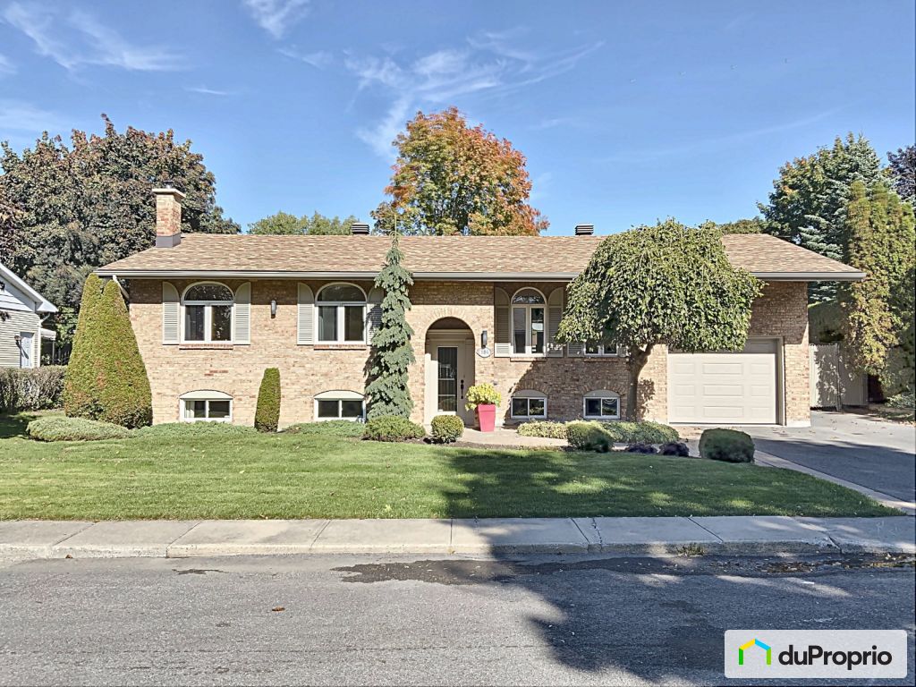 Maisons à vendre, Boucherville