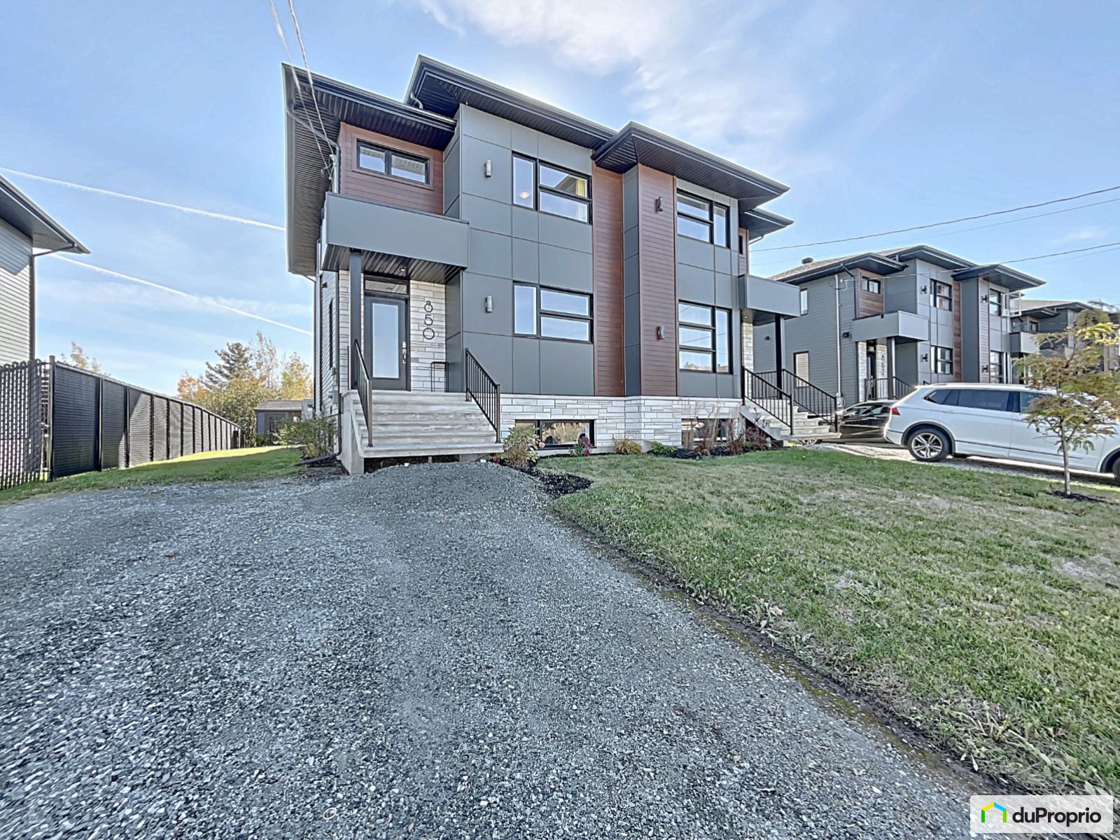 Jumelé à vendre Sherbrooke (Rock Forest) 4 chambres 2 salles de bain 1023926