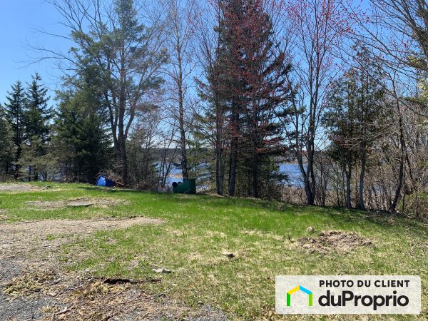 Waterfront - 401 rue Lavoie, Disraeli for sale