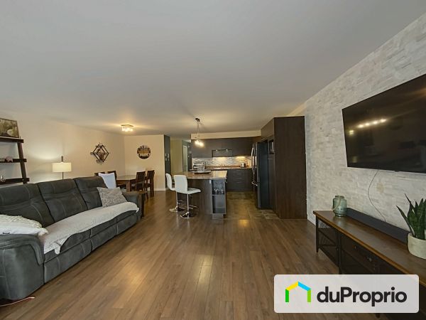 201-1410 boulevard Pie-XI Nord, Val-Bélair for sale