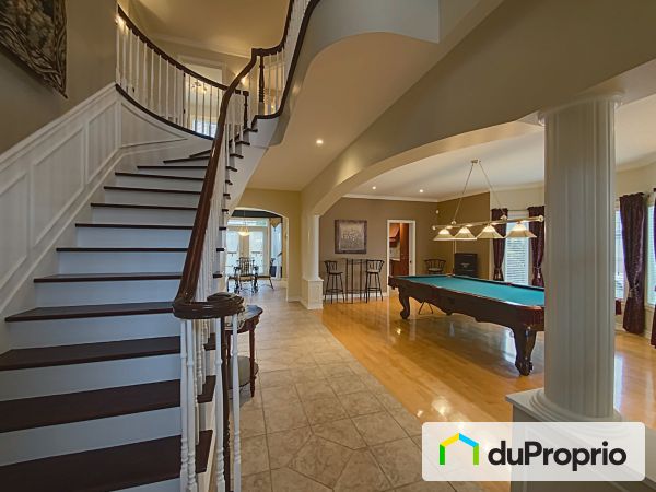 Staircase - 99 rue des Bordages, Varennes for sale