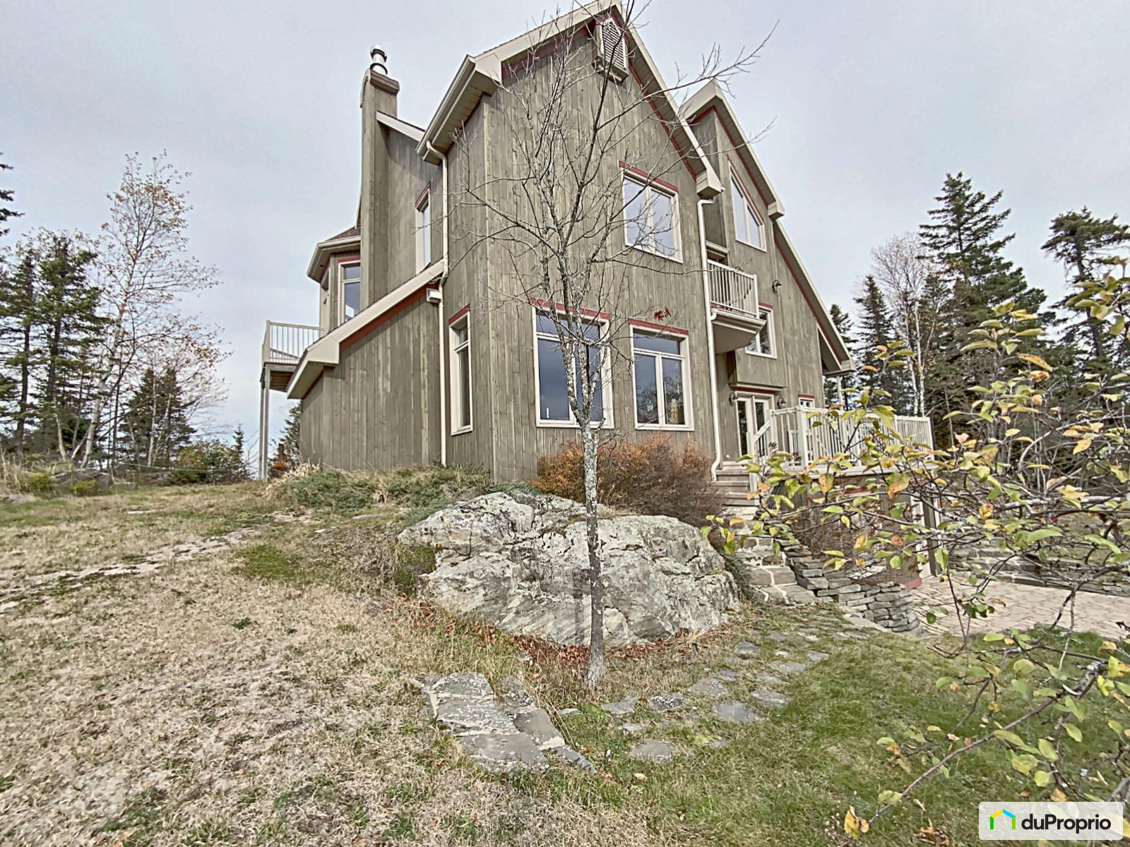 218 Rue Saint Pierre — photo 2