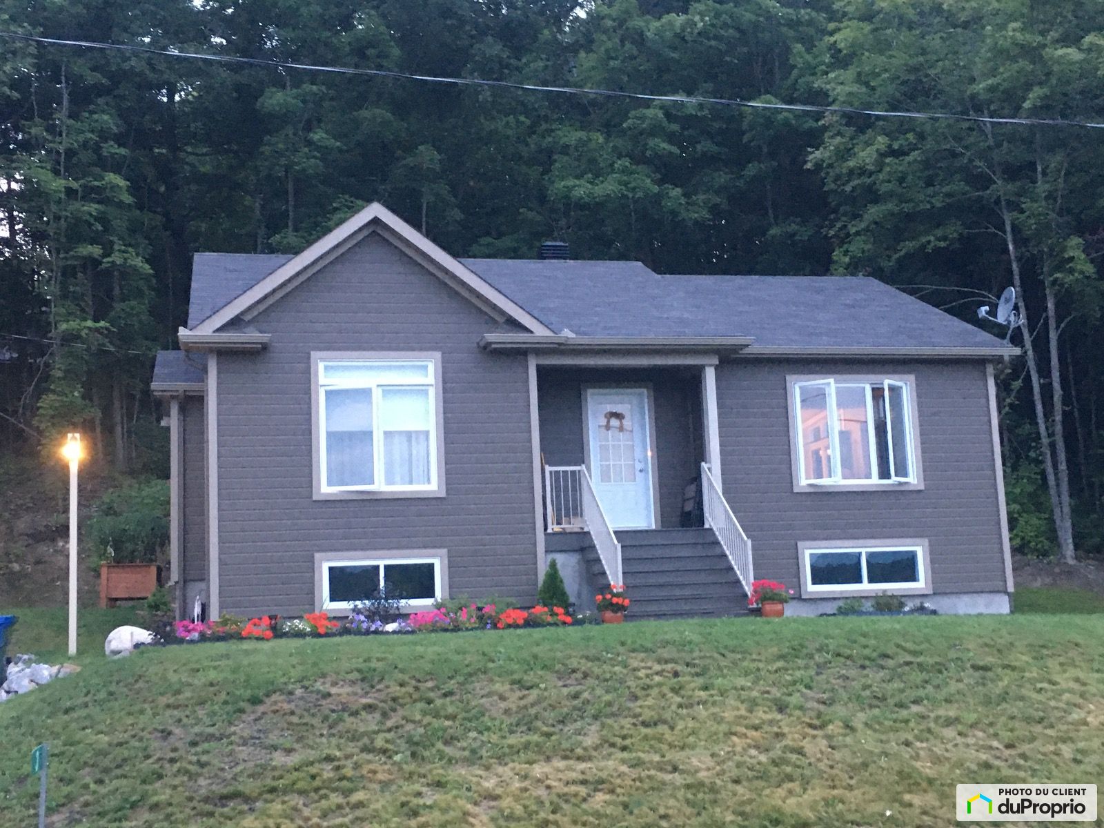 Bungalow à vendre La Pêche (SteCecileDeMasham) 2 chambres 1025559