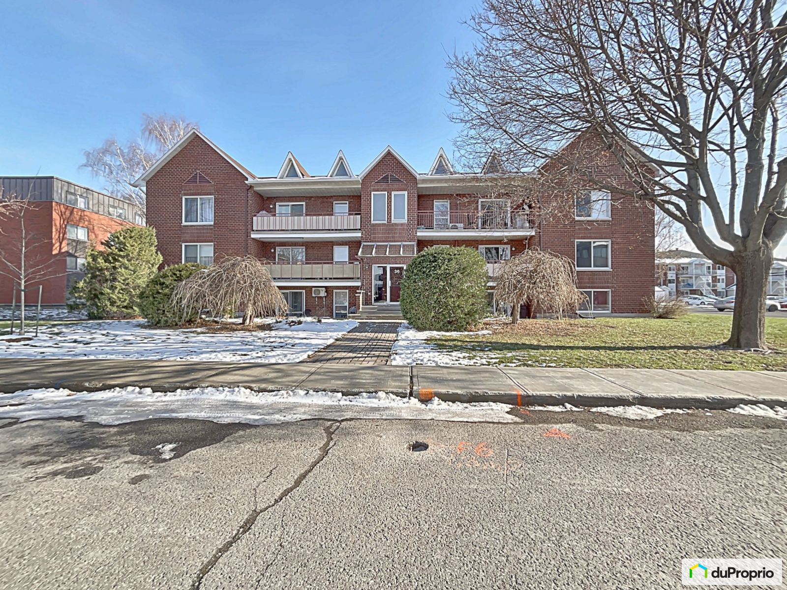 Condo à vendre Candiac 2 chambres 1 salle de bain 1027014