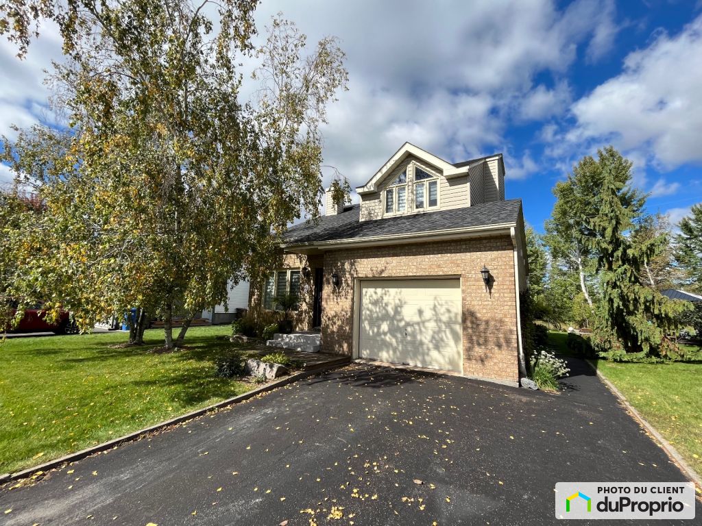 Maisons à vendre, Chambly