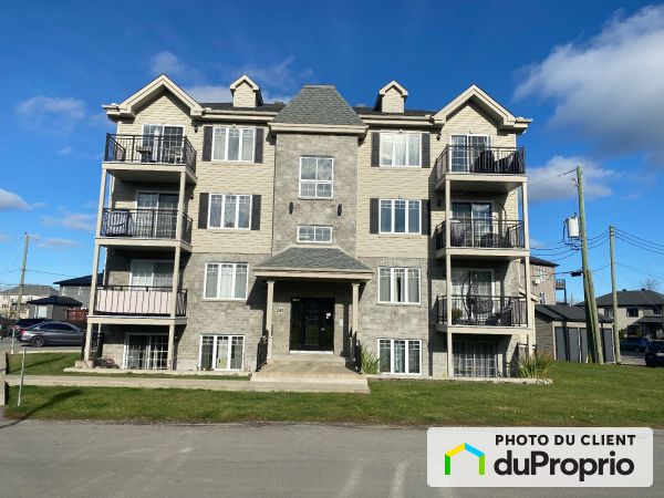 202-240 rue Guy, Beauharnois (Maple Grove) for sale