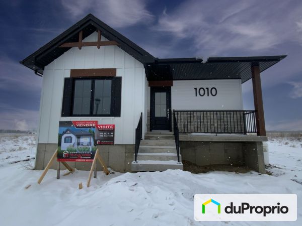 1010 Rue Robertson- Par Construction Réjean Morin, Pintendre for sale