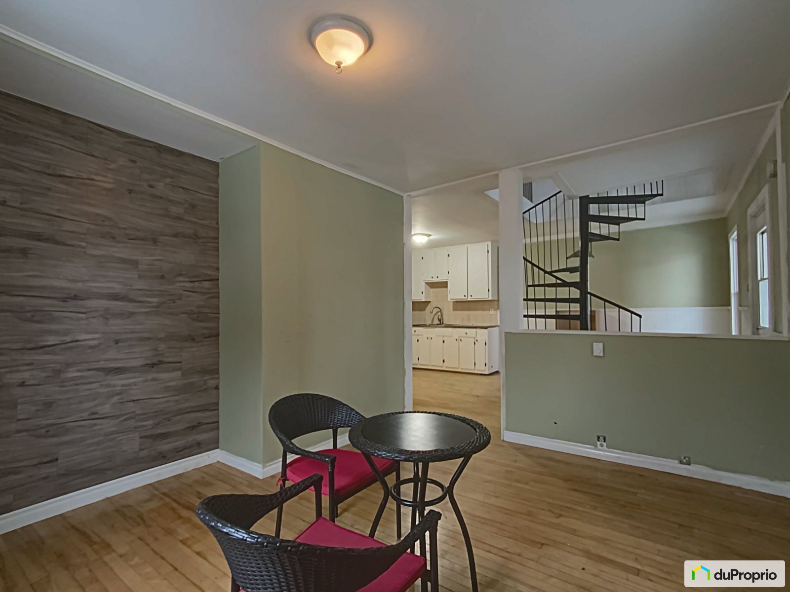 273 277 279 Rue Sainte Marie — photo 3