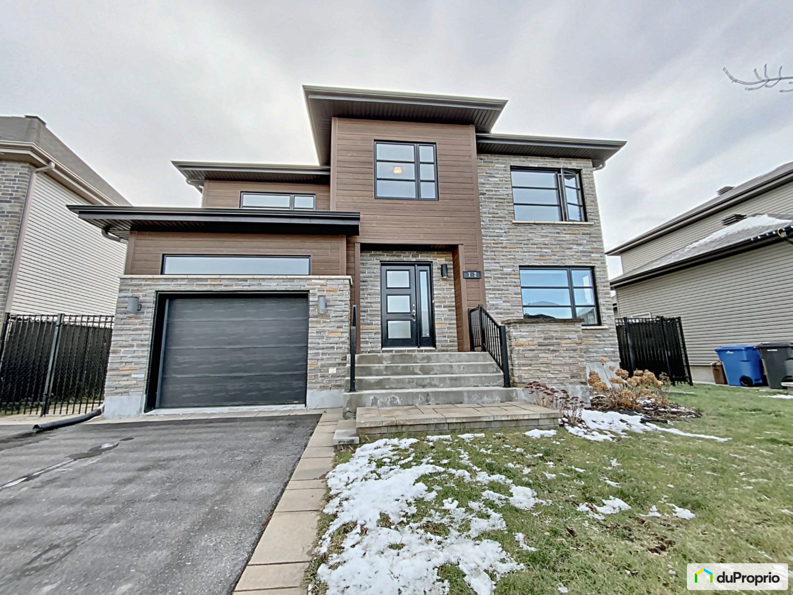 Maison 2 étages à vendre PointedesCascades 5 chambres 1028182