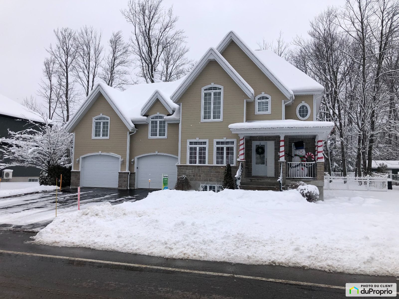 Maison 2 étages à vendre TroisRivières (PointeDuLac) 4 chambres 1004299