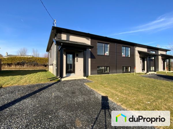 203 rue Charles-Grenier, East Angus for sale