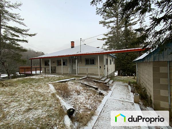 Property sold in Val-Des-Monts (St-Pierre-de-Wakefield)