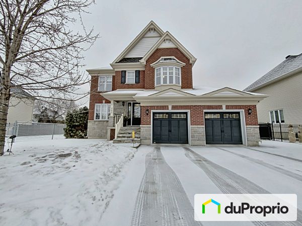 245 rue Lorne-Worsley, Vaudreuil-Dorion for sale
