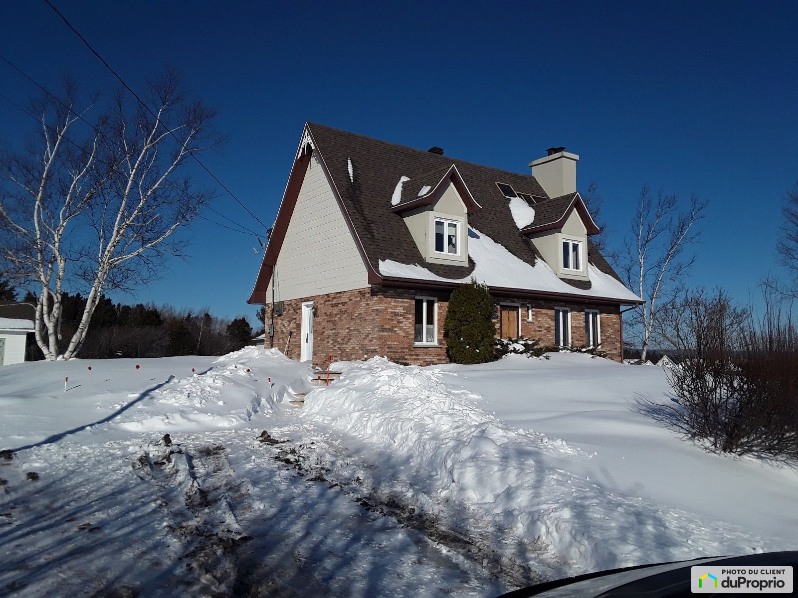 Maison 2 étages à vendre PortDaniel 3 chambres 1 salle de bain 1016631