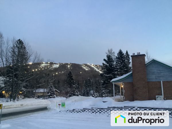 4, montée du Bois-Franc, Lac-Beauport à vendre