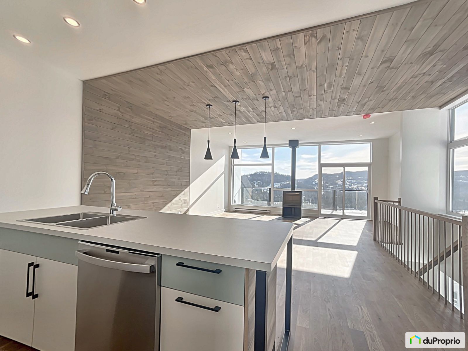 340 Rue Du Boulevard — photo 2