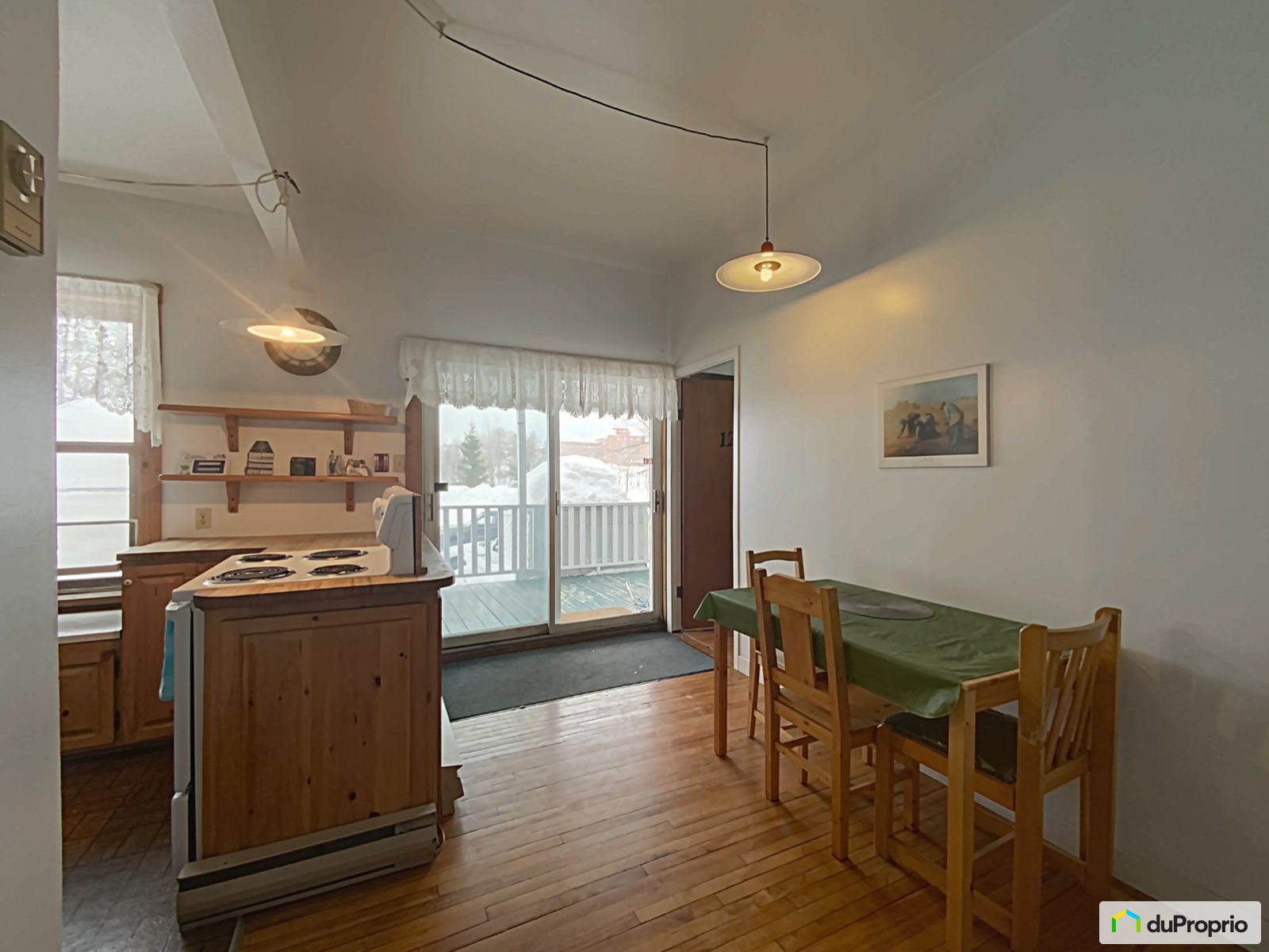 240 Boulevard Saint Benoit Oue — photo 2