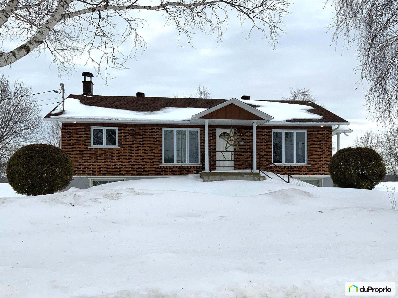 Bungalow for sale StLucDeVincennes 4 bedrooms 1 bathroom 1032702