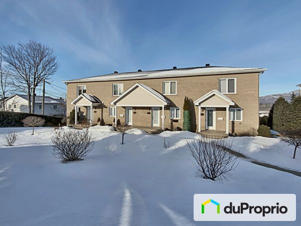 955, rue Merry Nord, Magog à vendre