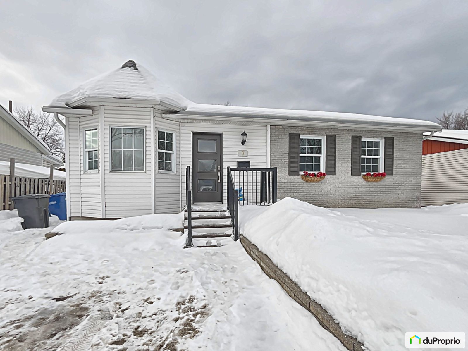 Bungalow à vendre Candiac 4 chambres 2 salles de bain 1033650