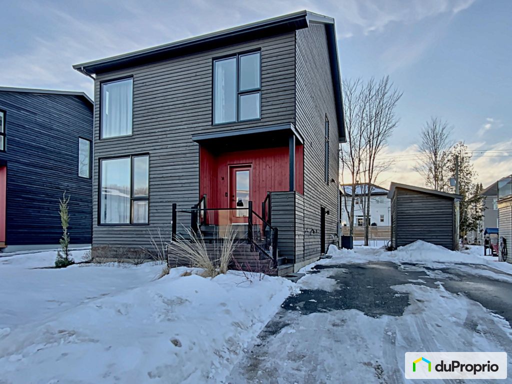 Maisons à vendre, Bromont