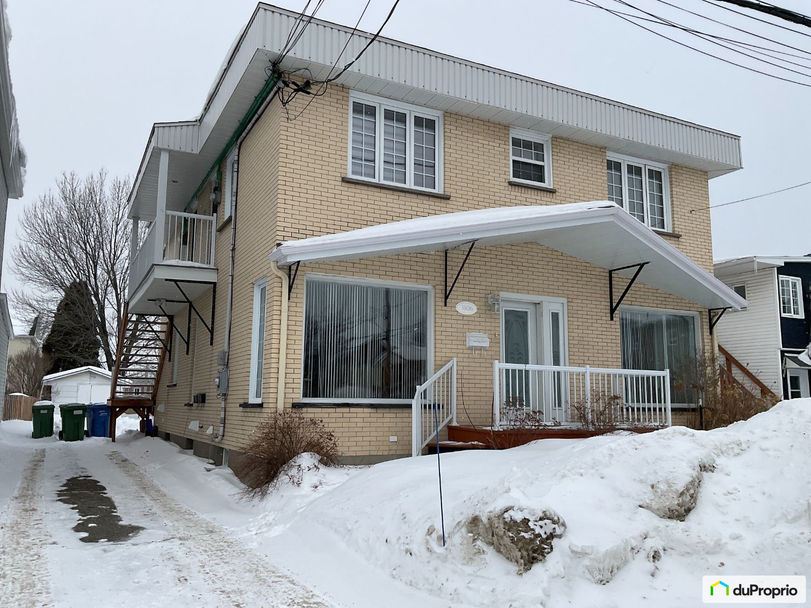 Quadruplex for sale Jonquière (Jonquière) 5 bedrooms 4 bathrooms 1033871