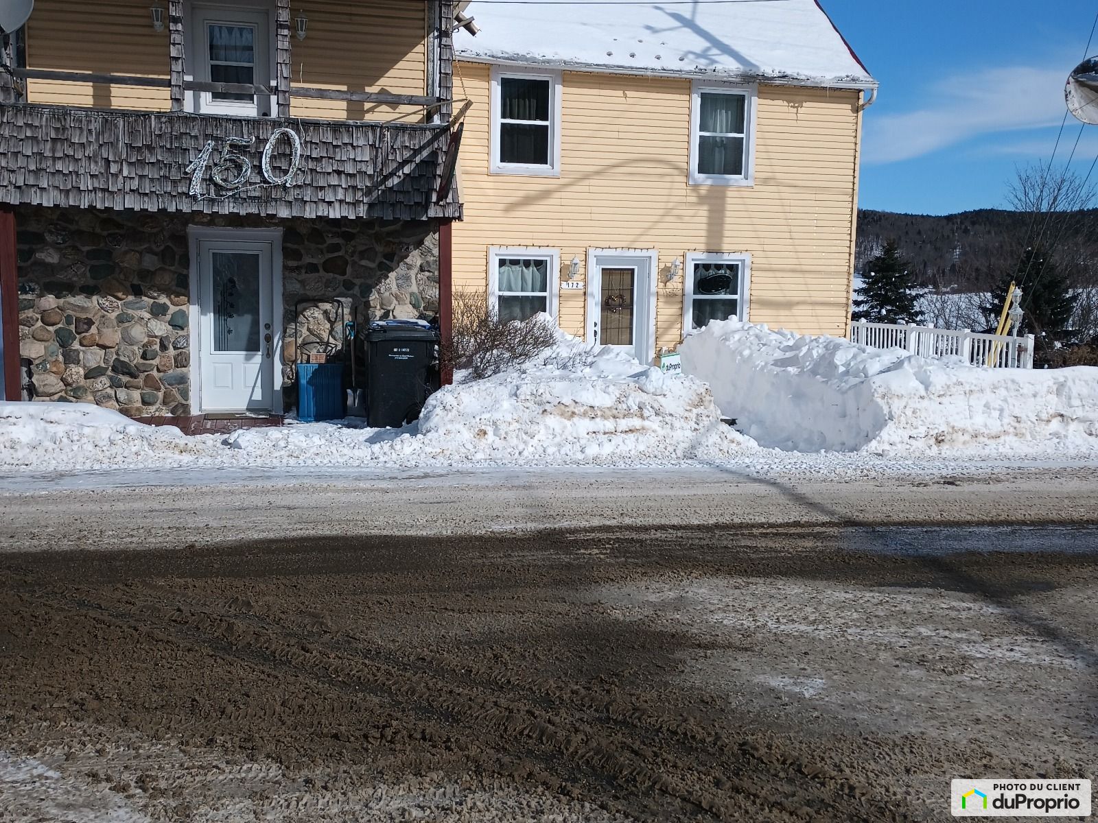 Maison 2 étages à vendre StFortunat 6 chambres 4 salles de bain 1010835