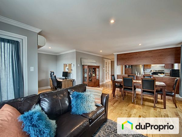 Living / Dining Room - 301-983 25e Avenue, Lachine for sale