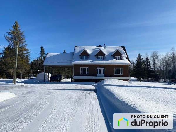 Winter Front - 8613 rang des Draveurs, Rouyn-Noranda (Mcwatters) for sale