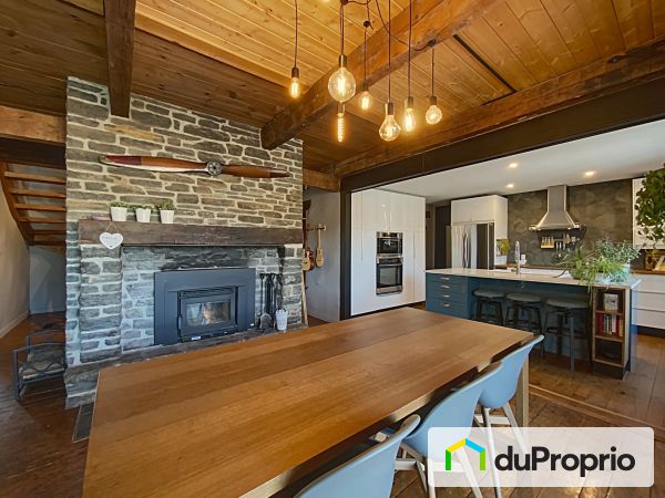 Fireplace - 34 chemin de la Seigneurie, Lac-Beauport for sale