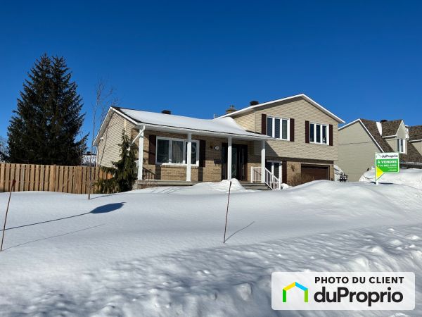 380, rue Drapeau, Ste-Rose à vendre