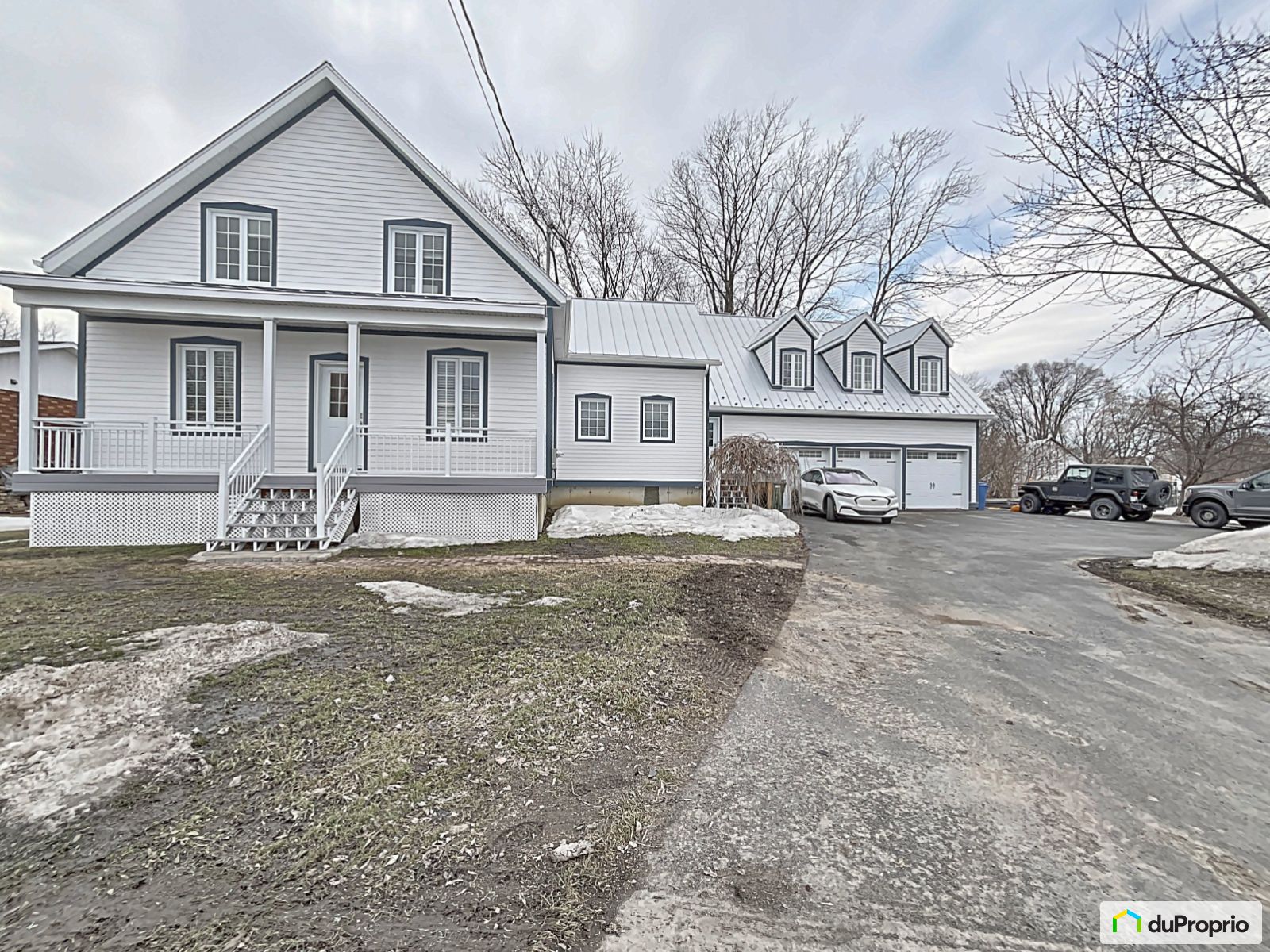 2 Storey for sale StConstant 6 bedrooms 2 bathrooms 1036590