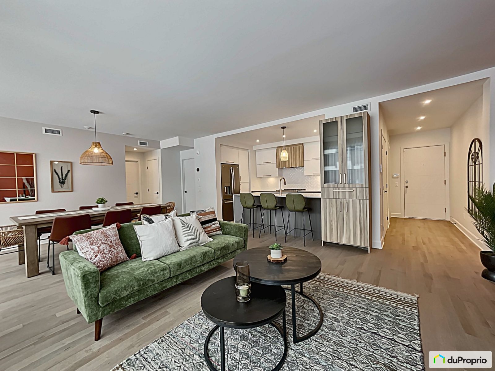 Condo neuf à vendre SteJulie 2 chambres 2 salles de bain 1036757