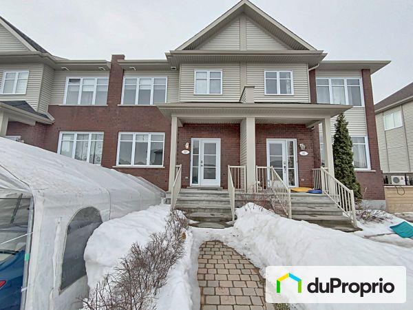 Winter Front - 257 rue Renoir, St-Constant for sale