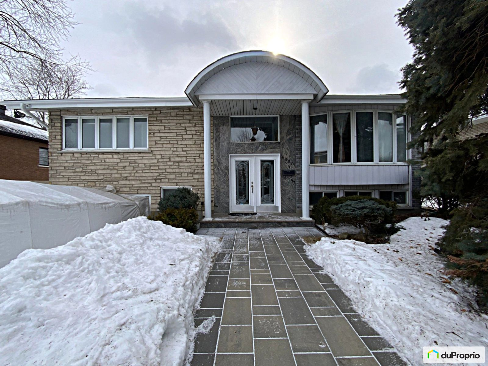 Bungalow à vendre SaintLéonard 4 chambres 2 salles de bain 1037370