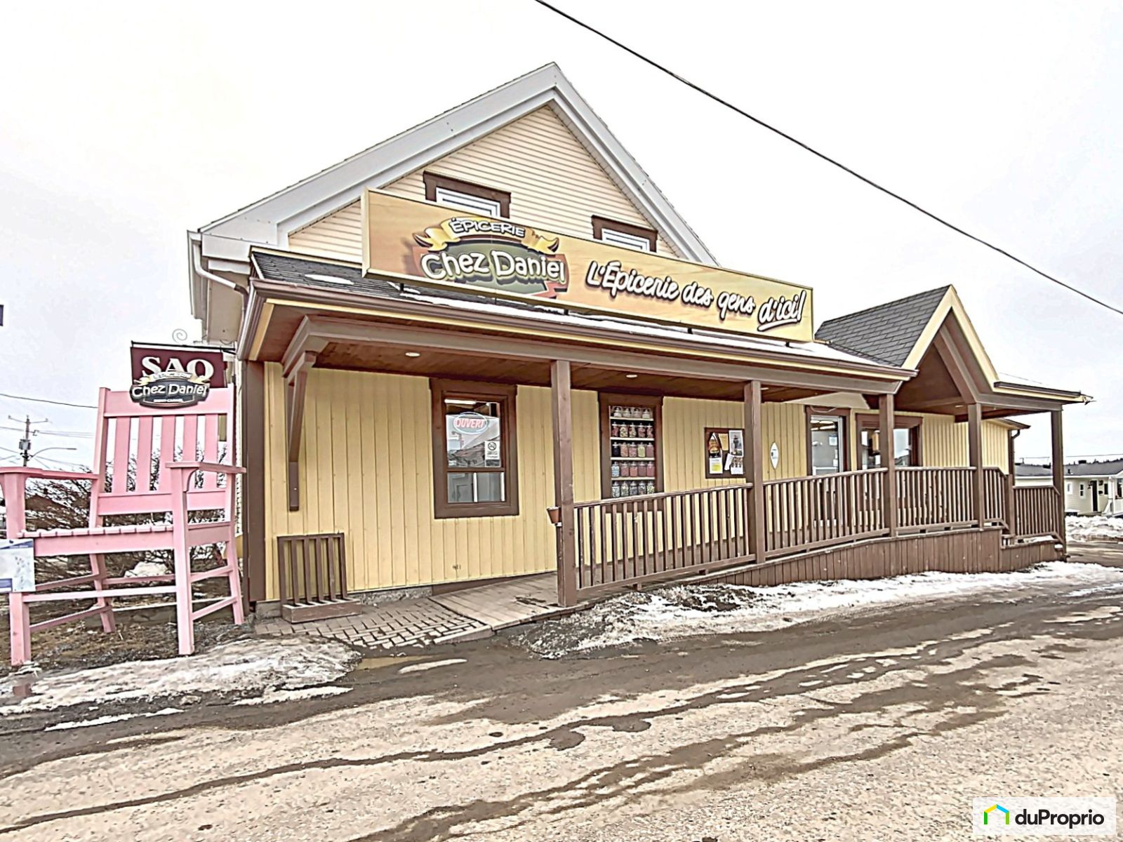 Épicerie/Dépanneur à vendre MontCarmel 1037479