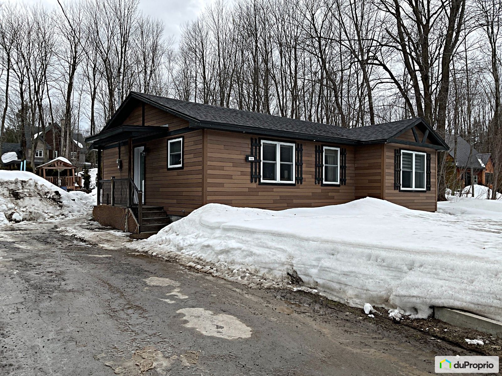 Bungalow for sale SteAnneDesPlaines 2 bedrooms 1 bathroom 1037693