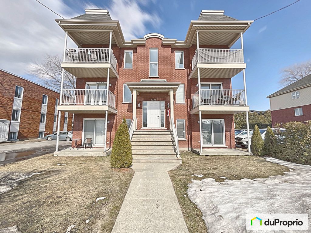 Page 2 Condos à vendre, Longueuil (StHubert)