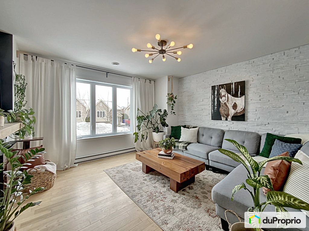 Condos, maisons à vendre, Contrecoeur