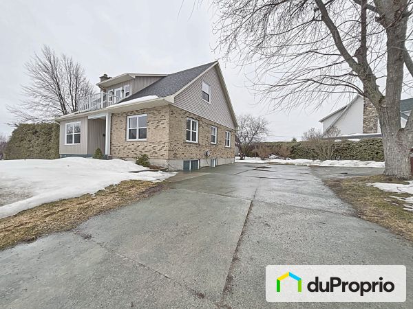 Winter Front - 88 rue Mullins, Sherbrooke (Brompton) for sale