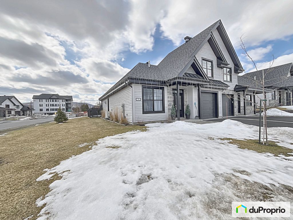Maisons à vendre, Bromont